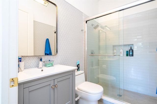9002 PINNACLE CIRCLE, Windermere, FL 34786