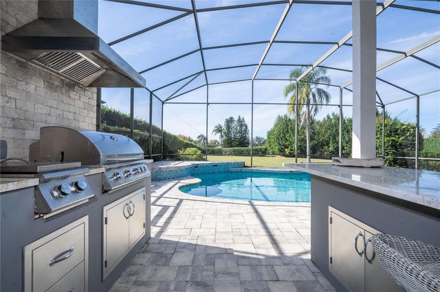 9002 PINNACLE CIRCLE, Windermere, FL 34786