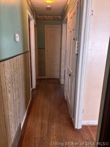 534 N Whitcomb Avenue, Clarksville, IN 47129