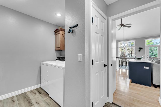 377 E Degraffenreid Street, Springfield, MO 65810