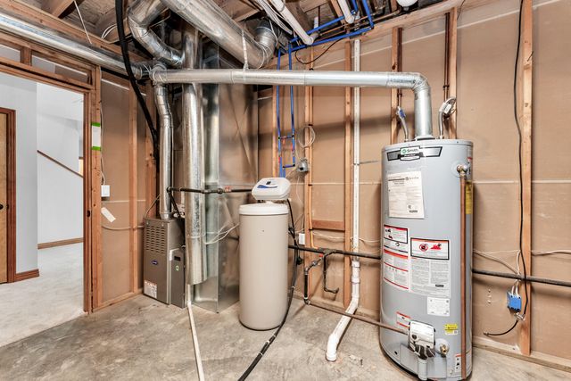 377 E Degraffenreid Street, Springfield, MO 65810