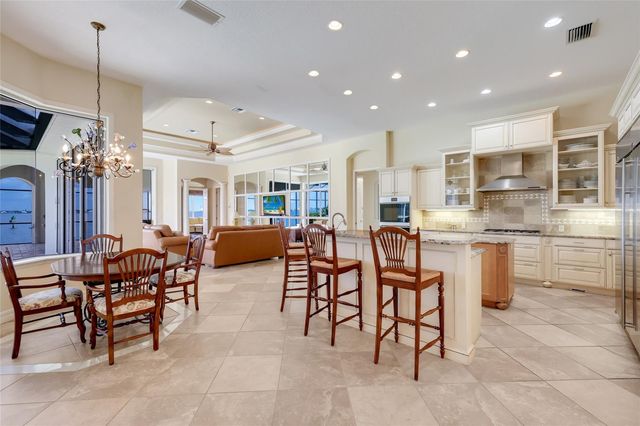 5904 RIVERVIEW BOULEVARD, Bradenton, FL 34209
