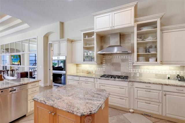 5904 RIVERVIEW BOULEVARD, Bradenton, FL 34209