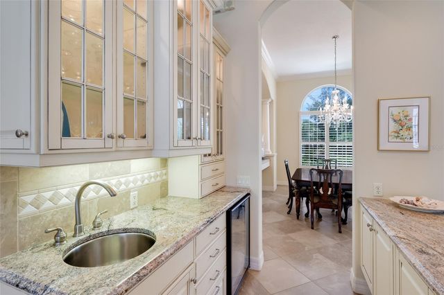 5904 RIVERVIEW BOULEVARD, Bradenton, FL 34209