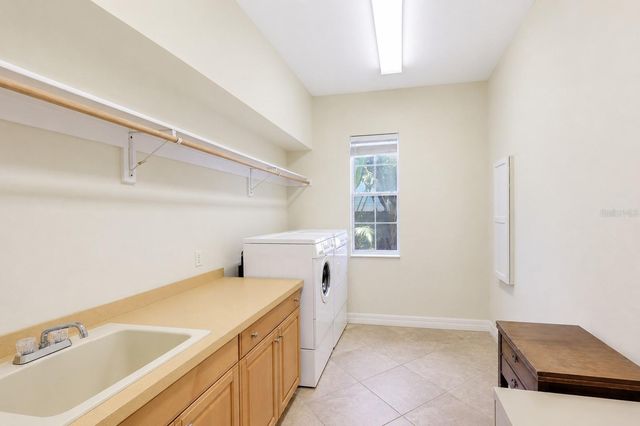 5904 RIVERVIEW BOULEVARD, Bradenton, FL 34209