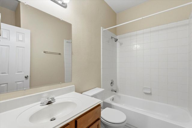 10807 Mockernut Street, Baytown, TX 77523