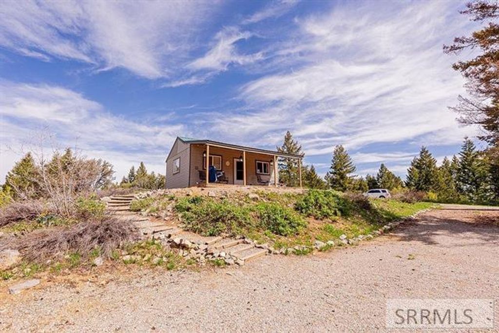 Image 4 of property listing at 53 Squaw Creek Road, Lava Hot Springs, ID 83276