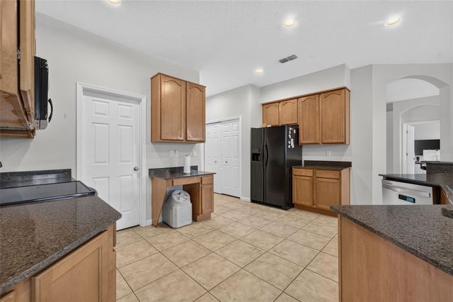 13529 VIA ROMA CIRCLE, Clermont, FL 34711