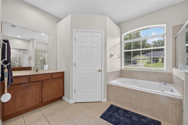 13529 VIA ROMA CIRCLE, Clermont, FL 34711