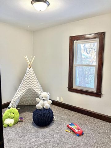 1908 N ALVIN STREET, Appleton, WI 54911