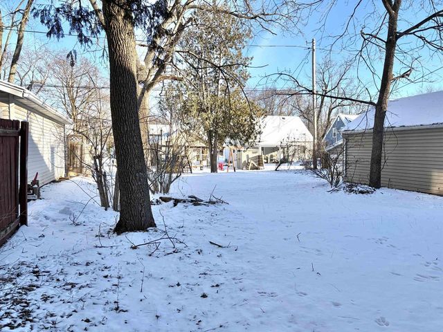 1908 N ALVIN STREET, Appleton, WI 54911