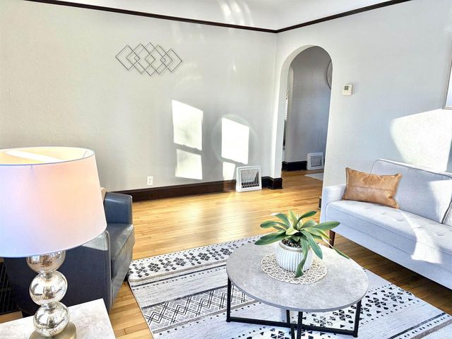 1908 N ALVIN STREET, Appleton, WI 54911