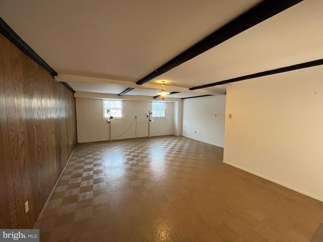 19 NEPTUNE LN, Willingboro, NJ 08046