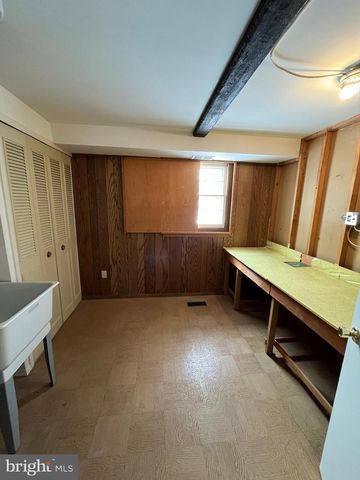 19 NEPTUNE LN, Willingboro, NJ 08046