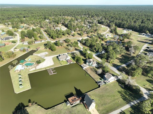 7 Silver Lakes Drive, Huntsville, TX 77340