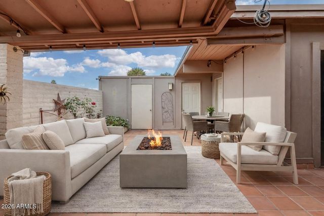 1550 N STAPLEY Drive 134, Mesa, AZ 85203