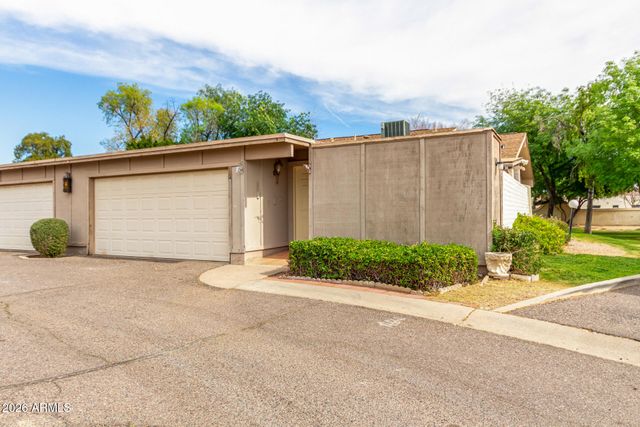 1550 N STAPLEY Drive 134, Mesa, AZ 85203