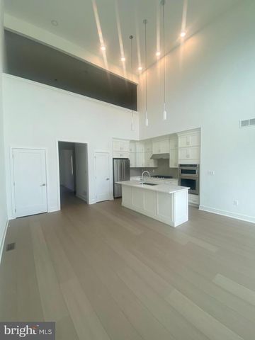 5 CHERRY LN, West Windsor, NJ 08550