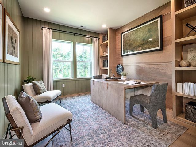 5 CHERRY LN, West Windsor, NJ 08550