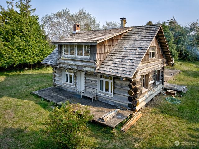 1408 256th Street, Ocean Park, WA 98640