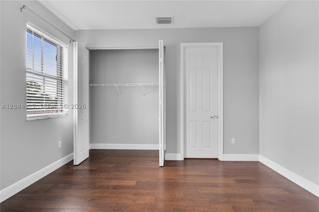8503 NW 41st St 0, Cooper City, FL 33024