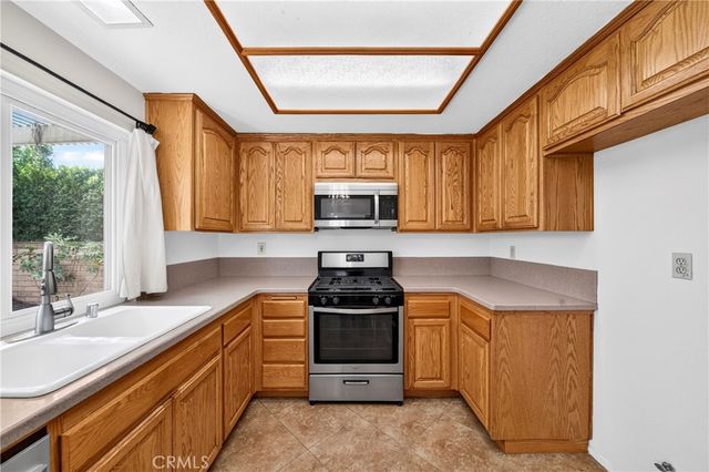 7045 Chicago Court, Rancho Cucamonga, CA 91701