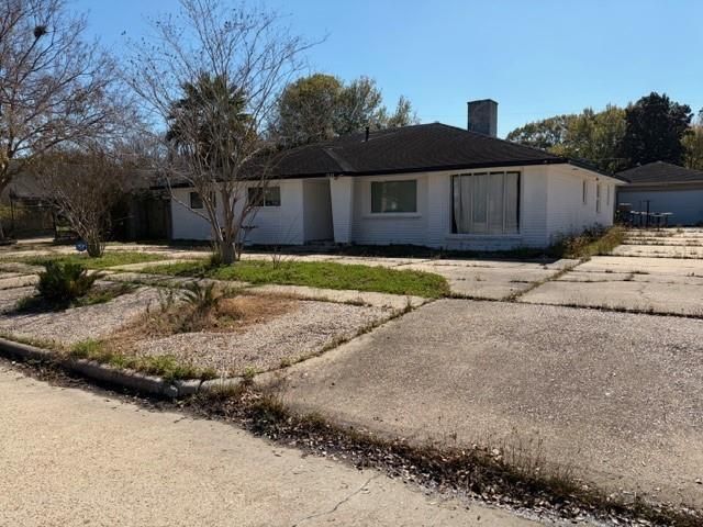 7623 Braes Meadow Drive, Houston, TX 77071