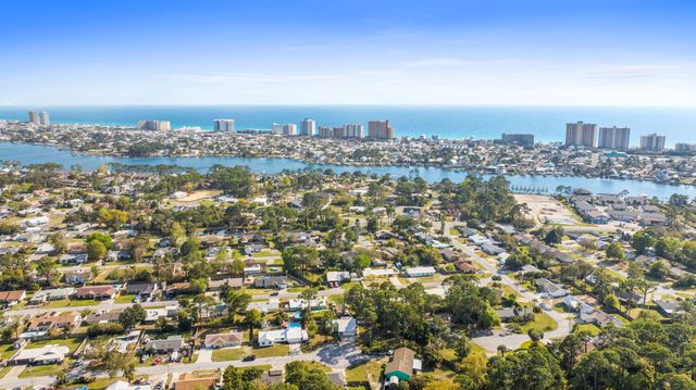 323 Prudence Lane, Panama City Beach, FL 32408