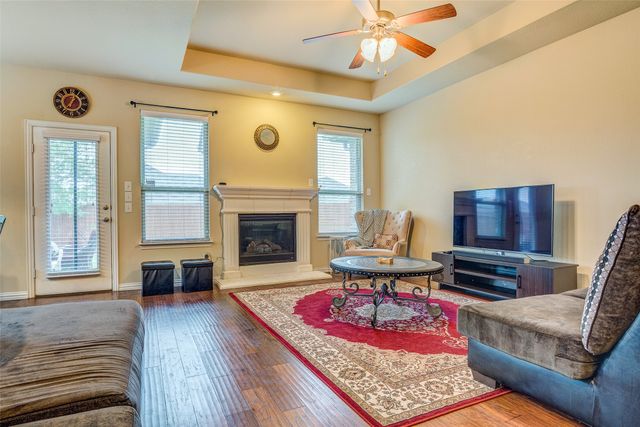 2713 Costa Mesa Drive, Little Elm, TX 75068