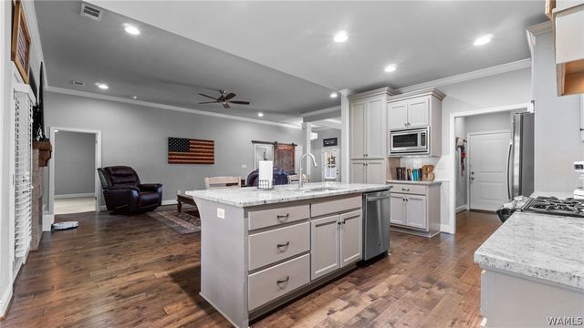 11415 CANETUCK, Northport, AL 35475