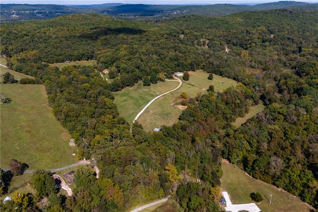 12284 Flowers Road, West Fork, AR 72774