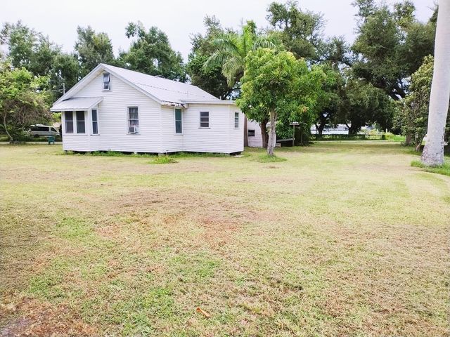 61 PROSPECT AVENUE, Fort Myers, FL 33905