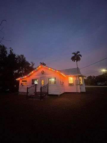 61 PROSPECT AVENUE, Fort Myers, FL 33905