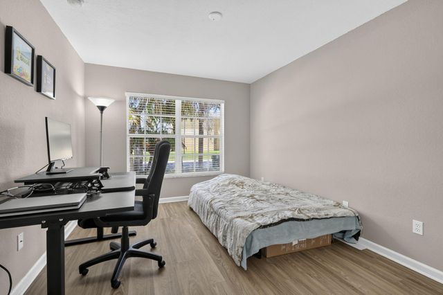5088 NORTHERN LIGHTS Drive, Greenacres, FL 33463