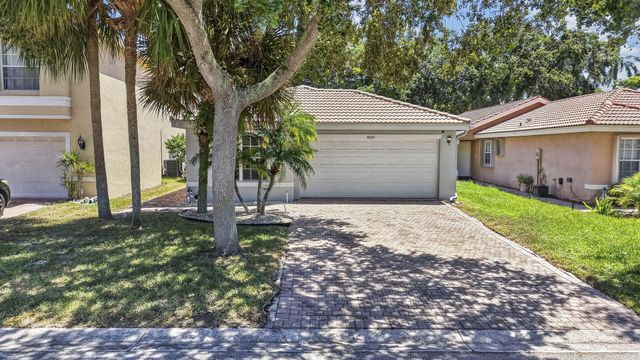 5088 NORTHERN LIGHTS Drive, Greenacres, FL 33463
