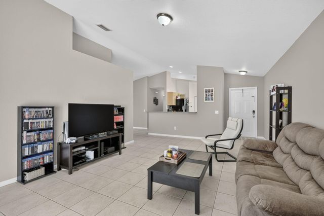 5088 NORTHERN LIGHTS Drive, Greenacres, FL 33463