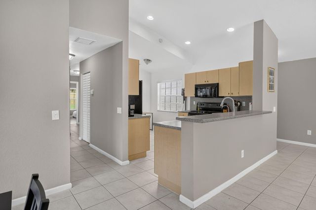 5088 NORTHERN LIGHTS Drive, Greenacres, FL 33463