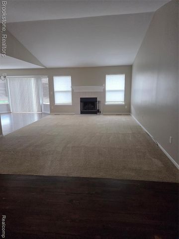 35484 Grant, New Baltimore, MI 48047