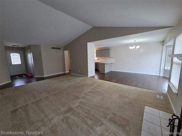 35484 Grant, New Baltimore, MI 48047