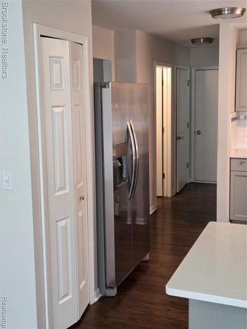35484 Grant, New Baltimore, MI 48047