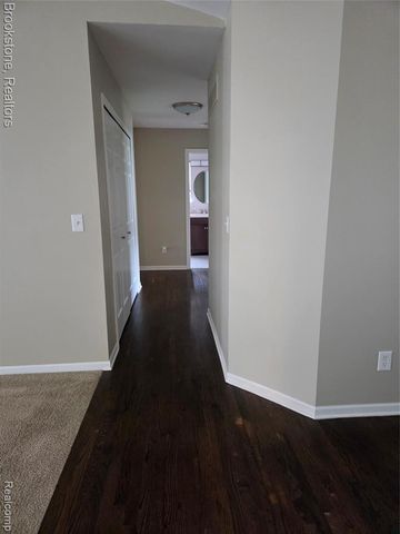 35484 Grant, New Baltimore, MI 48047