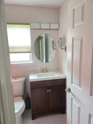 35484 Grant, New Baltimore, MI 48047