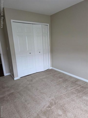 35484 Grant, New Baltimore, MI 48047