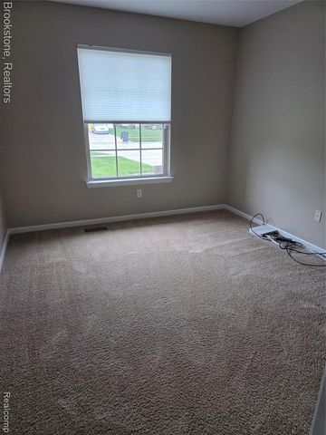 35484 Grant, New Baltimore, MI 48047