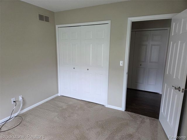 35484 Grant, New Baltimore, MI 48047
