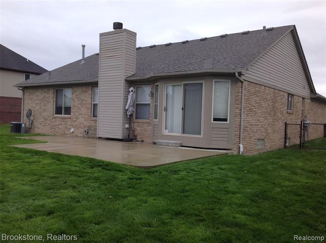35484 Grant, New Baltimore, MI 48047