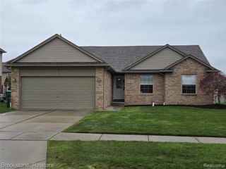 35484 Grant, New Baltimore, MI 48047