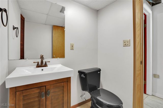 57764 Fairway Drive, Senecaville, OH 43780