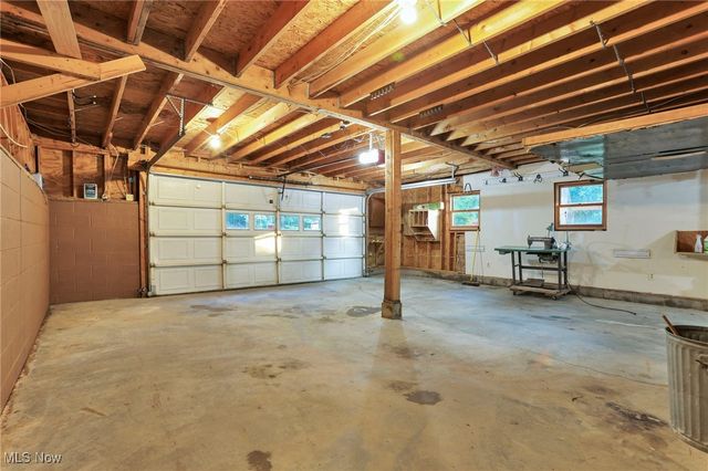 57764 Fairway Drive, Senecaville, OH 43780