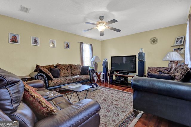 1018 Carriage Trace Circle, Stone Mountain, GA 30087